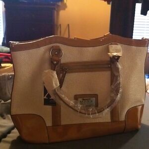 Maxx anew York Signature tote bag